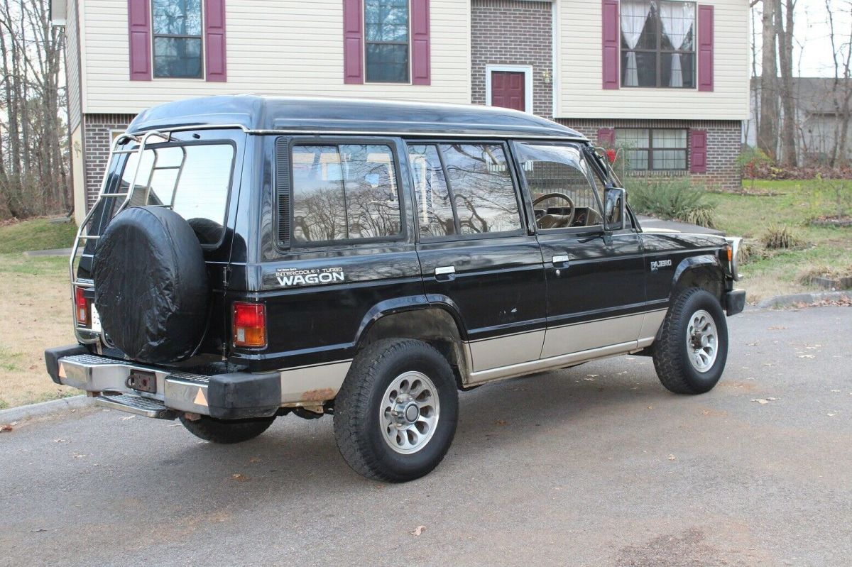1989 Mitsubishi Montero - photo 6