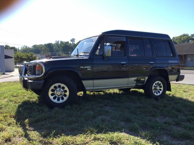 1989 Mitsubishi PAJERO - photo 4