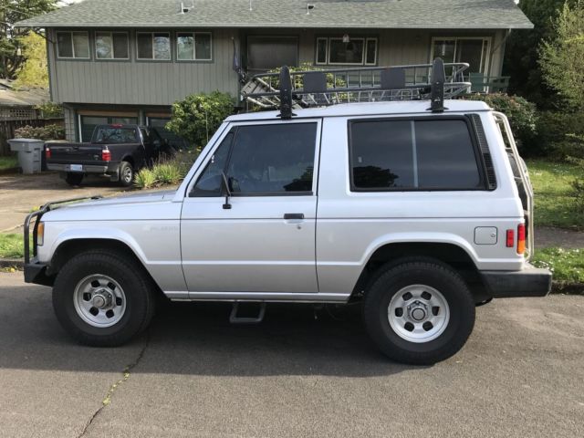 1989 Mitsubishi Pajero/Dodge Raider 1989 Mitsubishi Other