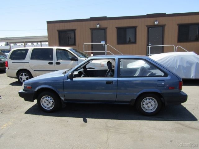 1989 Mitsubishi Precis - photo 2