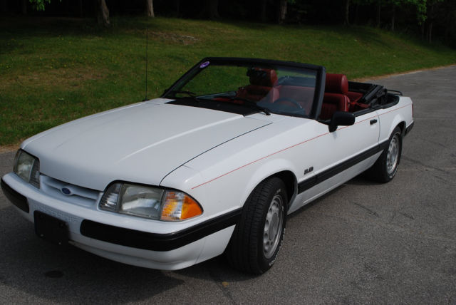 1989 Ford Mustang LX - photo 2