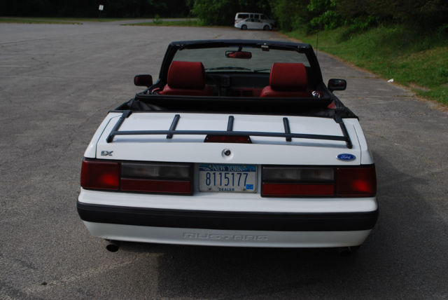 1989 Ford Mustang LX - photo 3