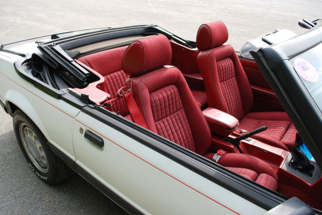 1989 Ford Mustang LX - photo 5