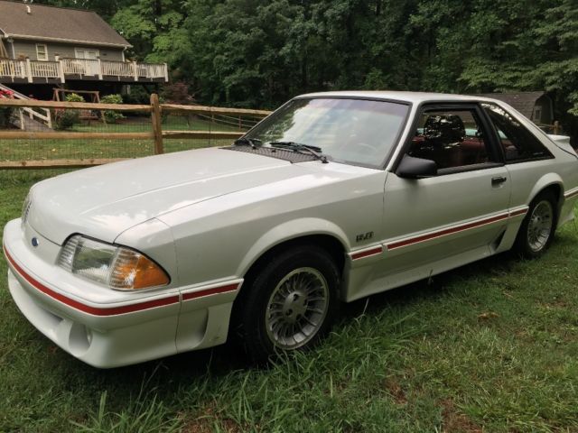1989 Ford Mustang GT - photo 2
