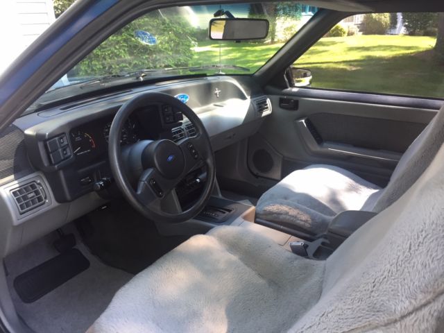 1989 Ford Mustang GT - photo 3