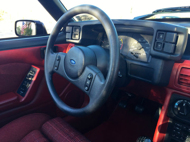 1989 Ford Mustang GT - photo 10
