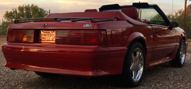 1989 Ford Mustang GT - photo 4