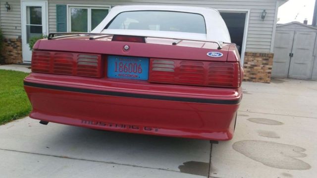 1989 Ford Mustang Gt convertible - photo 8