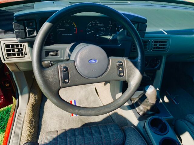 1989 Ford Mustang GT Convertible - photo 12