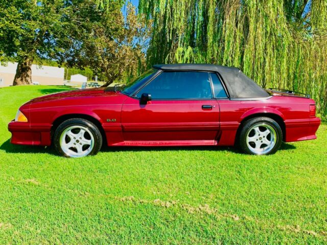 1989 Ford Mustang GT Convertible - photo 8