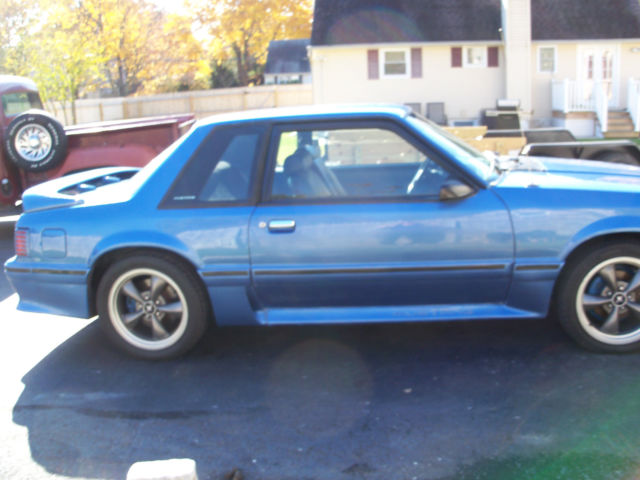 1989 Ford Mustang GT - photo 2
