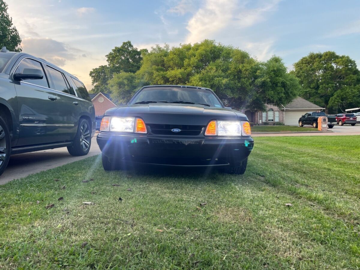 1989 Ford Mustang LX - photo 2