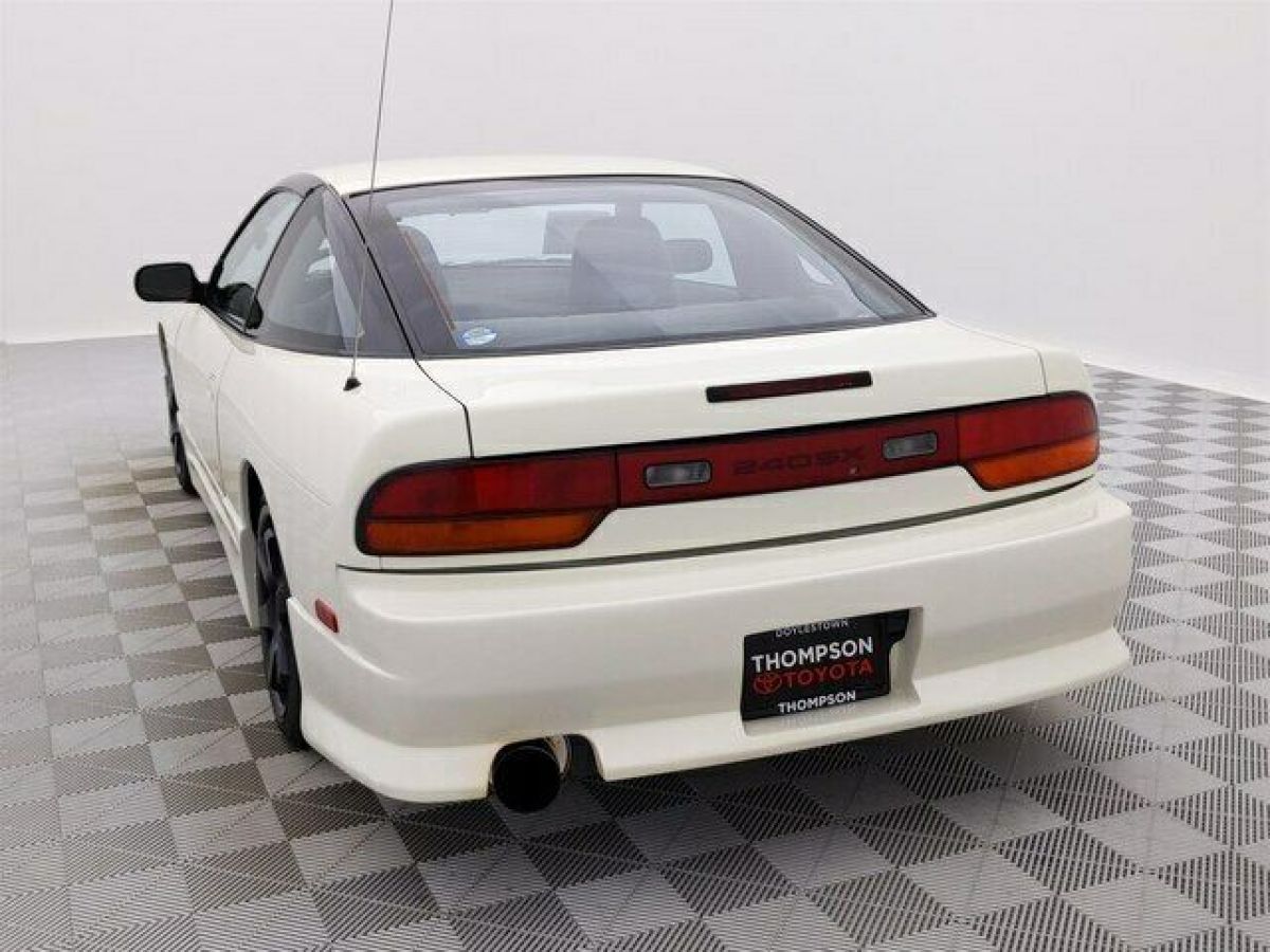 1989 Nissan 240SX SE - photo 8
