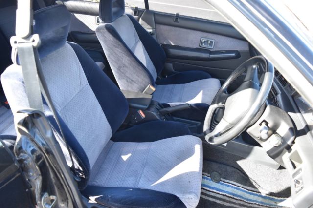 1989 Nissan Bluebird SSS Limited - photo 2