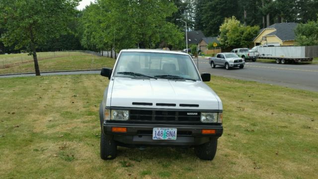1989 Nissan Other Pickups - photo 3