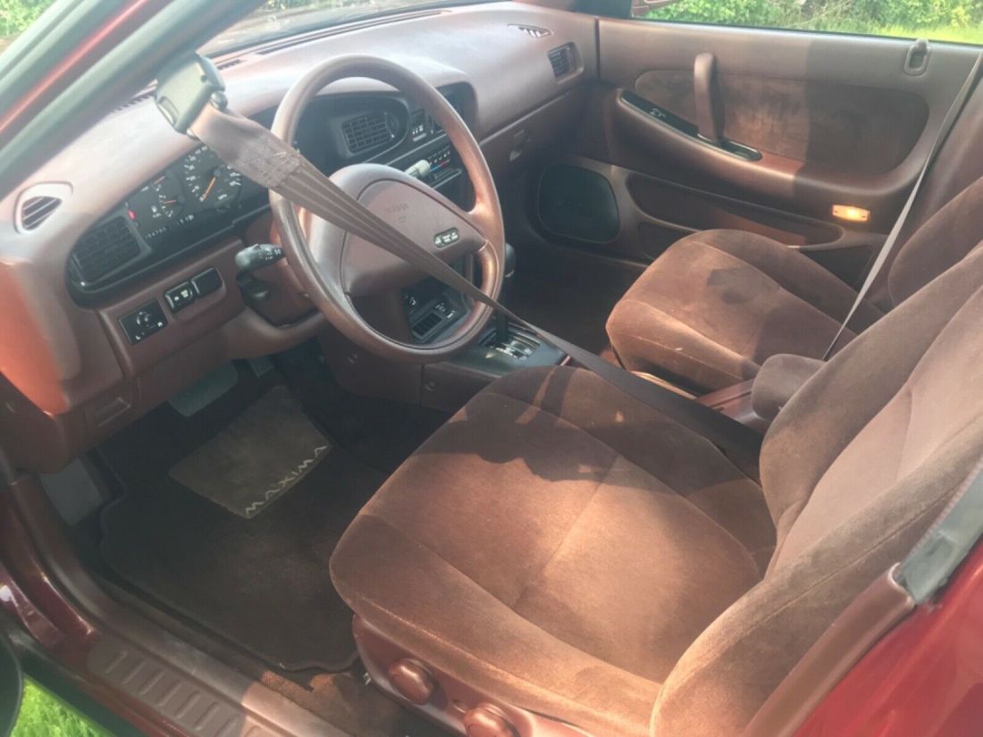 1989 Nissan Maxima - photo 7