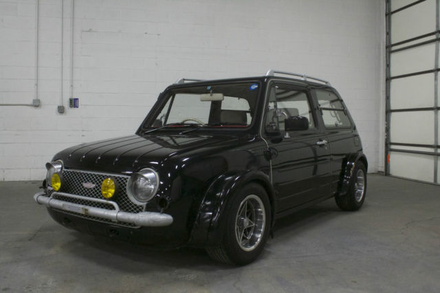 1989 Nissan PAO 1980 Nissan PAO