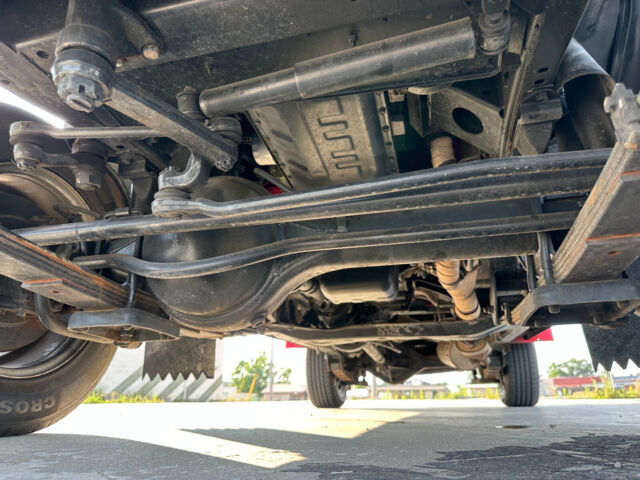 1989 Nissan Safari - photo 8