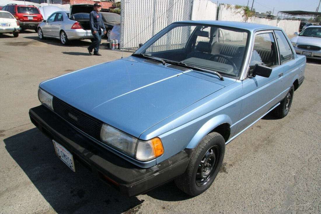 1989 Nissan Sentra XE - photo 3