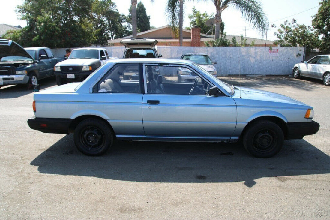 1989 Nissan Sentra XE - photo 8