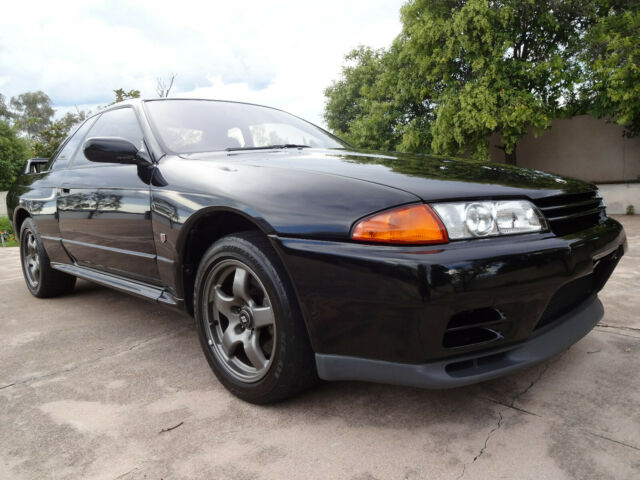 1989 Nissan Skyline GT-R R32 RHD OEM Black 1989 Nissan GT-R