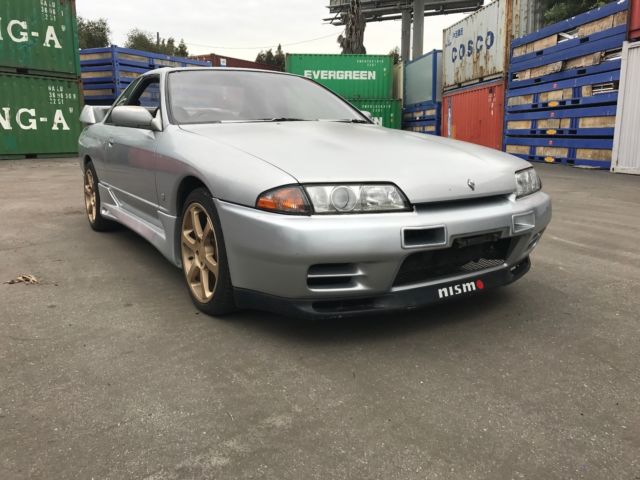 1989 Nissan Skyline GTS-T 1989 Nissan GT-R GTS-T