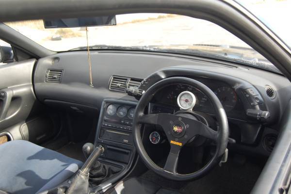 1989 Nissan GT-R base coupe 2-door - photo 9