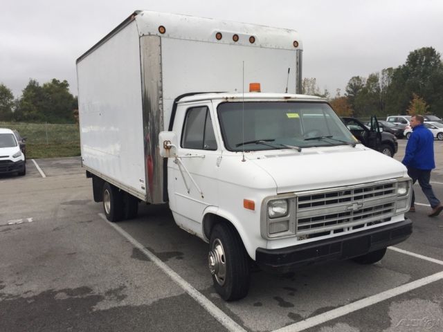 1989 Chevrolet C/K Pickup 1500 - photo 4