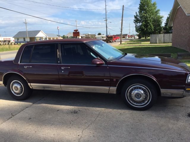 1989 Oldsmobile Ninety-Eight Regency Brougham - photo 3