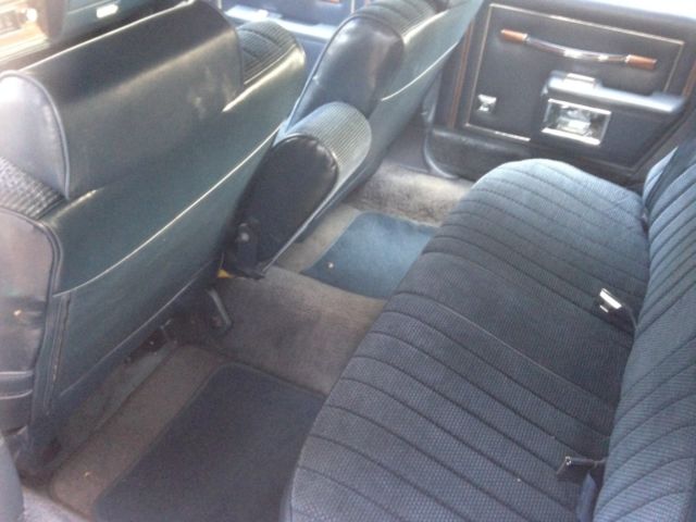 1989 Oldsmobile Custom Cruiser - photo 8
