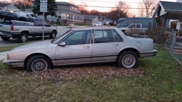 1989 Oldsmobile delta 88 royal brougham 1989 OLdsmobile Delta 88