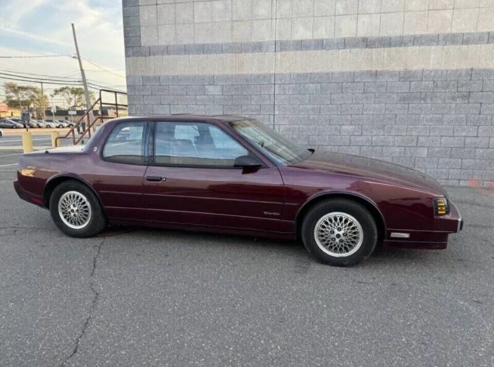 1989 Oldsmobile Toronado TROFEO - photo 2