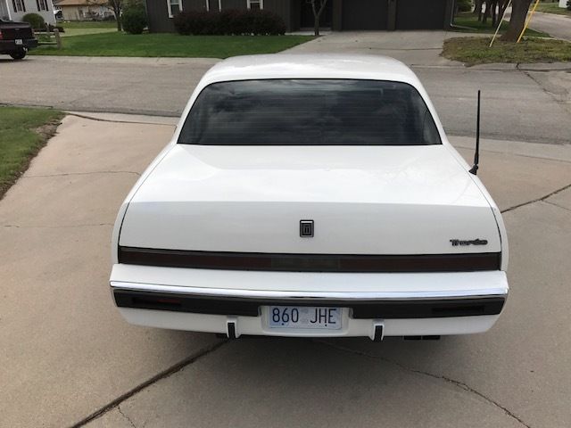 1989 Oldsmobile Toronado - photo 4