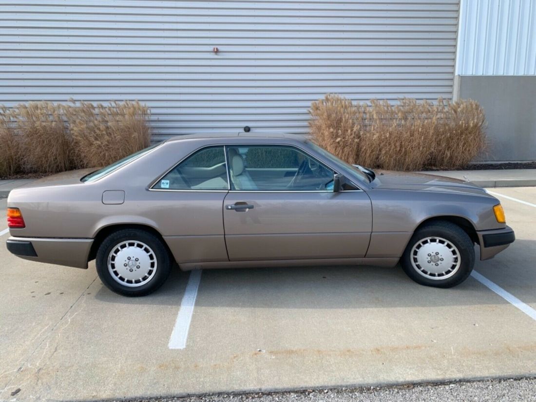 1989 Mercedes-Benz 300CE CE - photo 3