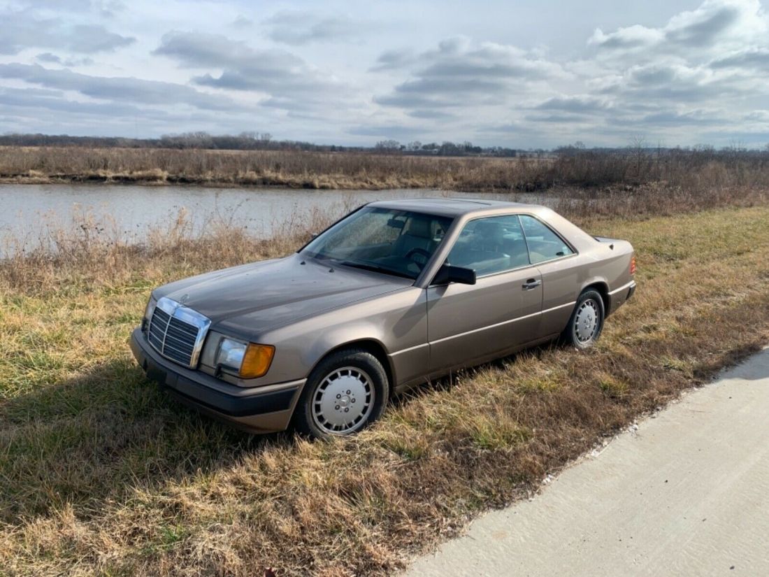 1989 Mercedes-Benz 300CE CE - photo 4