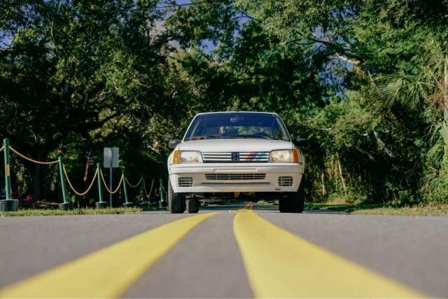 1989 PEUGEOT 205 RALLYE compact hatchback - photo 5