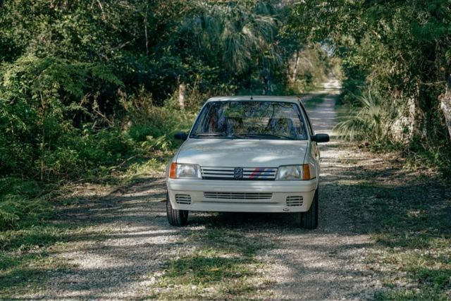 1989 PEUGEOT 205 RALLYE compact hatchback - photo 7