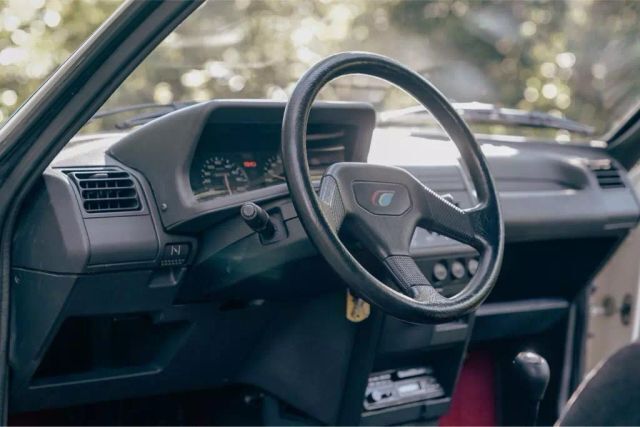 1989 PEUGEOT 205 RALLYE compact hatchback - photo 8