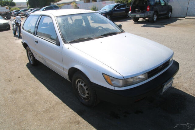 1989 Plymouth Colt - photo 8