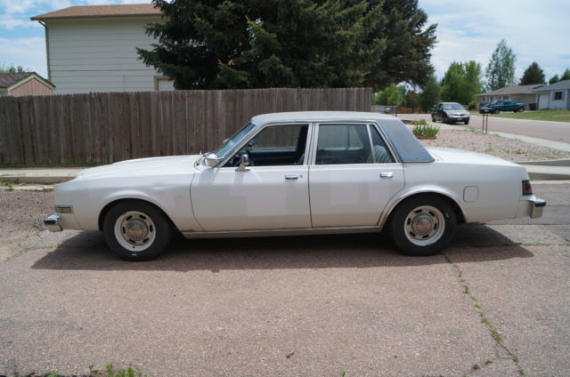 1989 Plymouth Fury - photo 11