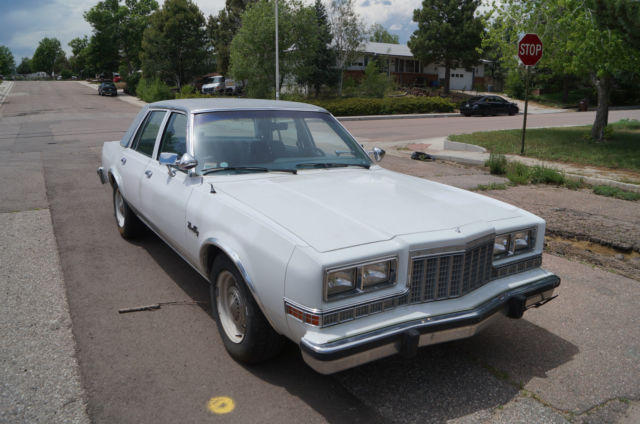 1989 Plymouth Fury - photo 3