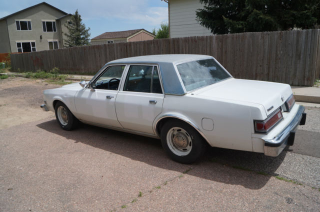 1989 Plymouth Fury - photo 7