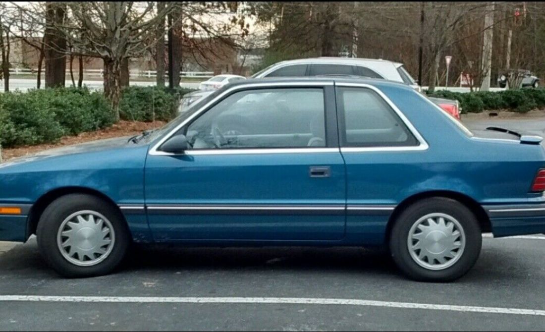 1989 Plymouth Sundance Hatchback Blue FWD Automatic 1989 Plymouth Sundance