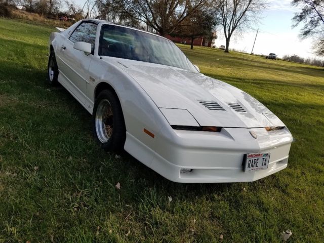 1989 Pontiac Trans Am 20th Anniversary Turbo Trans Am - photo 5