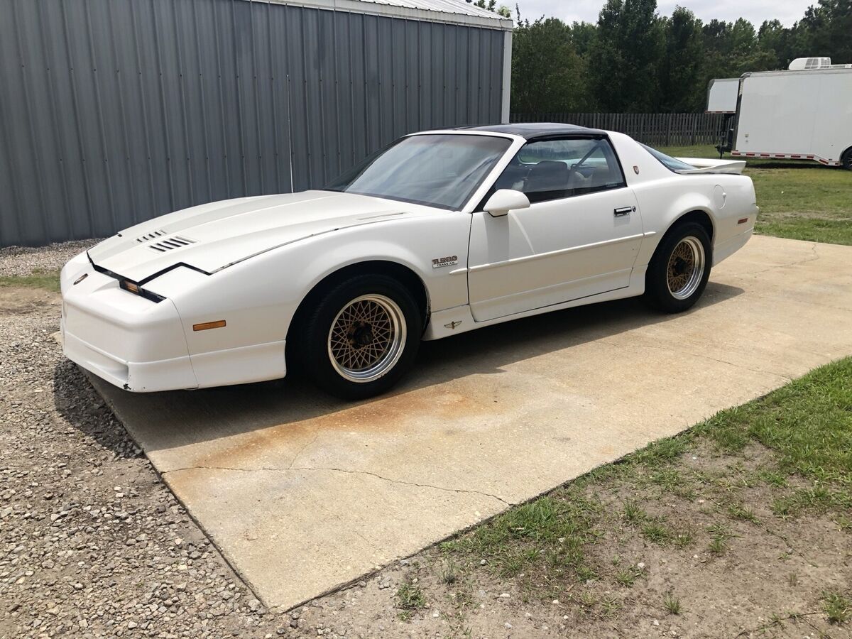 1989 Pontiac Firebird TRANS AM Turbo - photo 2