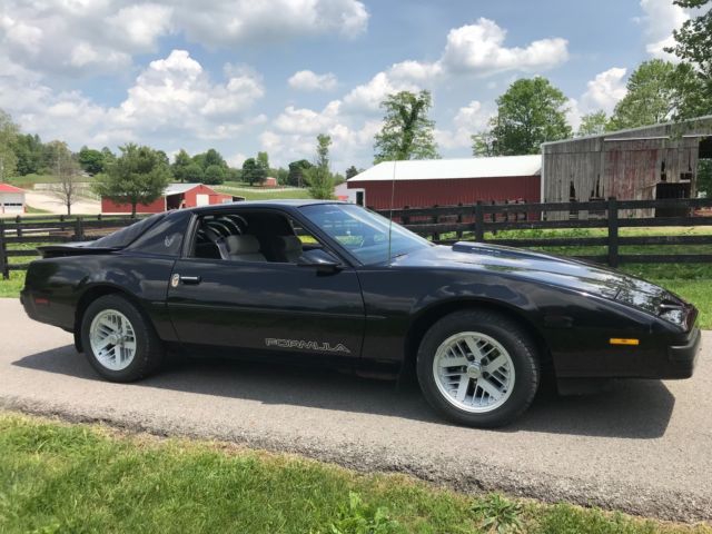 1989 Pontiac Firebird Formula, 1 owner, 67k Actual Miles, always garaged, Clean! 1989 Pontiac Firebird