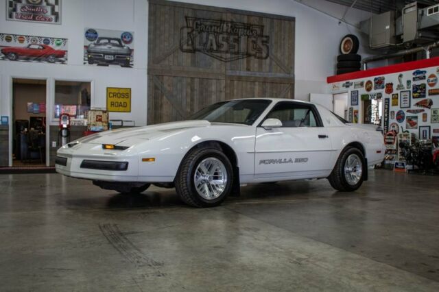 1989 Pontiac Firebird Formula 350 CLEAN 2 Owner Car 1989 Pontiac Firebird Formula 350