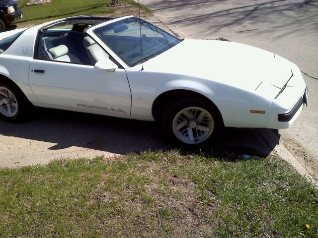 1989 Pontiac Firebird - photo 10