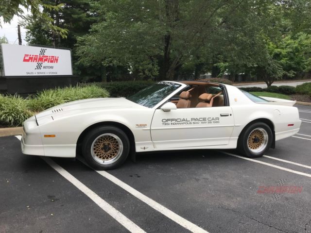 1989 Pontiac Firebird Trans Am GTA 20th Anniversary Pace Car - photo 4