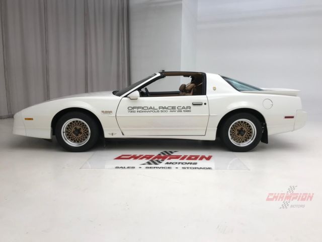 1989 Pontiac Firebird Trans Am GTA 20th Anniversary Pace Car - photo 8